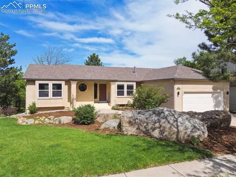 5465 Broadmoor Bluffs Dr, Colorado Springs, CO 80906