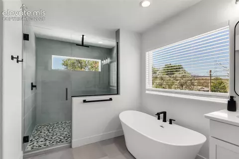 Bath - 1444 County Road 119, Florence, CO 81226 photo 2 of 4