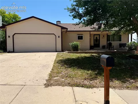 3859 Glenhurst St, Colorado Springs, CO 80906