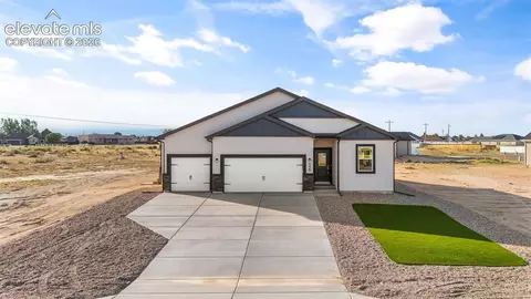 559 Bayview Dr, Pueblo West, CO 81007