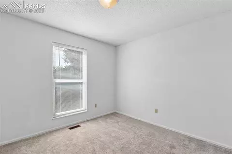 1450 Chippewa Ct, Colorado Springs, CO 80915