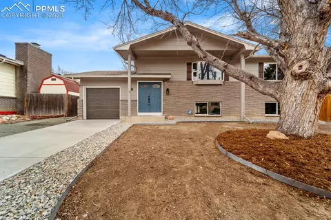 542 Fay Dr, Colorado Springs, CO 80911
