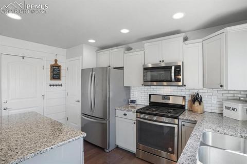 9732 Emerald Vista Dr, Peyton, CO 80831 photo 11