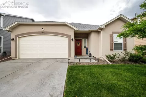 7653 Sioux Cir, Colorado Springs, CO 80915