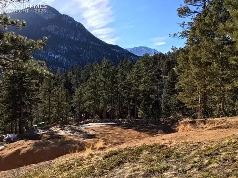 6800 Eagle Mountain Rd, Manitou Springs, CO 80829