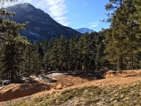 6800 Eagle Mountain Rd, Manitou Springs, CO 80829