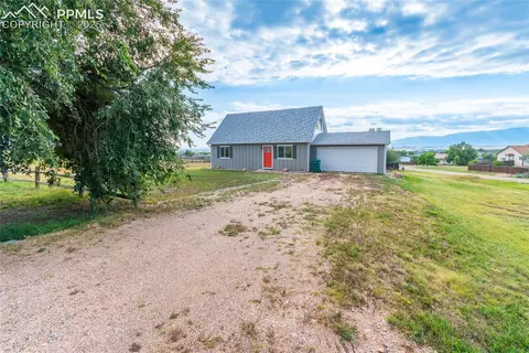 10910 Double D Rd, Fountain, CO 80817