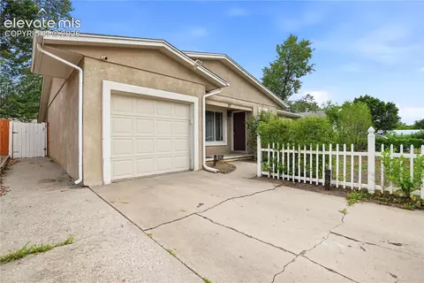 137 Steven Dr, Colorado Springs, CO 80911