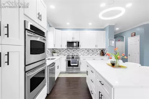 21062 E Mansfield Pl, Aurora, CO 80013 photo 7