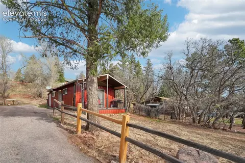 198 Crystal Park Rd, Manitou Springs, CO 80829