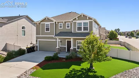 10807 Hidden Prairie Pkwy, Fountain, CO 80817