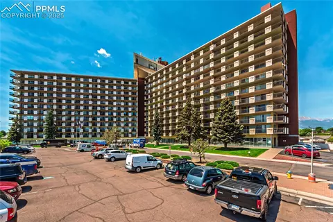 411 Lakewood Cir #B527, Colorado Springs, CO 80910