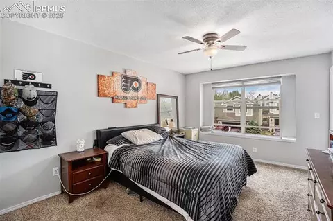 6518 Sproul Ln, Colorado Springs, CO 80918