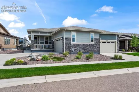 1915 Canyonpoint Ln, Castle Pines, CO 80108