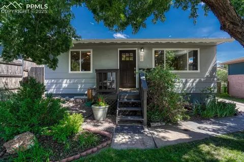 709 N 23rd St, Colorado Springs, CO 80904