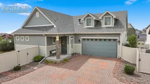 6670 Golden Briar Ln, Colorado Springs, CO 80927