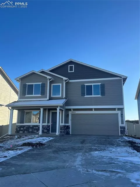 8525 Besson Ct, Colorado Springs, CO 80925