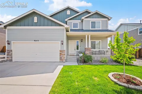 9243 Waters Edge Dr, Fountain, CO 80817