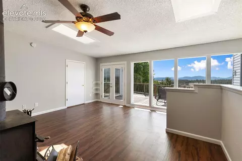 Living - 30 Will Stutley Dr, Divide, CO 80814 photo 2 of 3