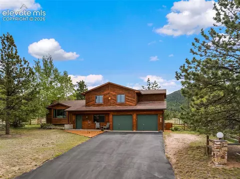 320 Crestwood Dr, Woodland Park, CO 80863