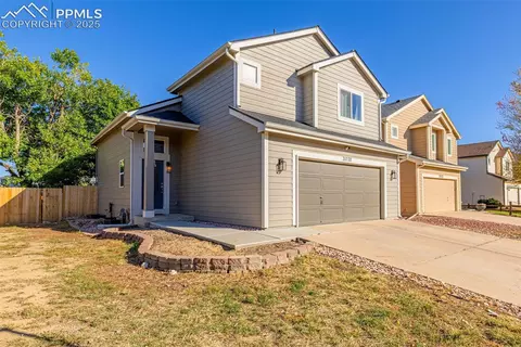 2031 Hibbard Ln, Fountain, CO 80817