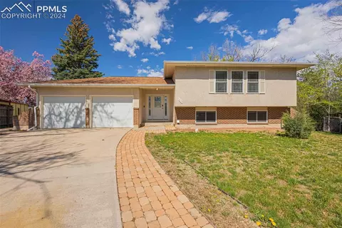 613 Empress Cir, Colorado Springs, CO 80911