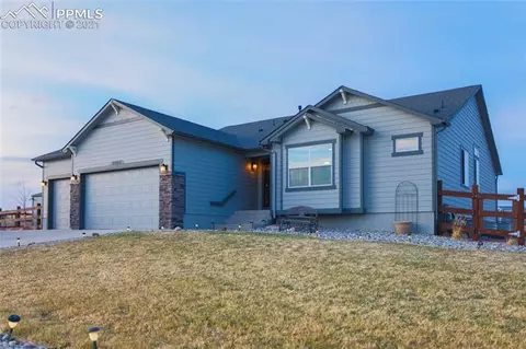 7425 Antelope Meadows Cir, Peyton, CO 80831 photo 2