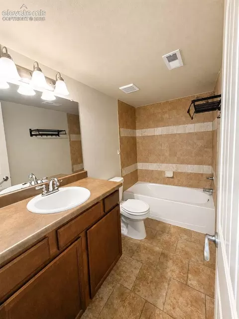 Bath - 12029 Eagle Crest Ct, Peyton, CO 80831 photo 5 of 5