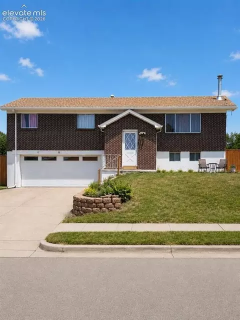 147 7th St, Hugo, CO 80821