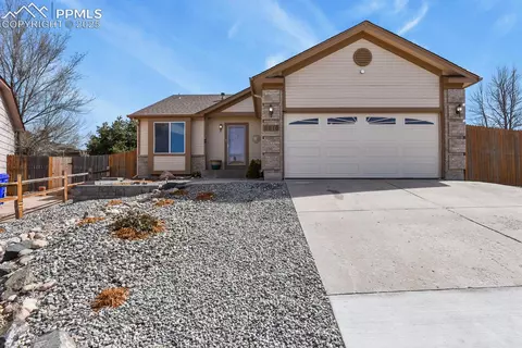 2515 Charlottesville Dr, Colorado Springs, CO 80922