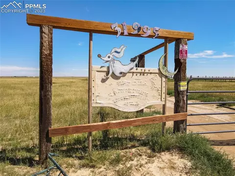 31895 N Neely Rd, Yoder, CO 80864 photo 3