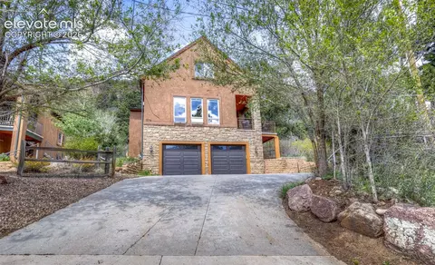 374 Hoover Ln, Palmer Lake, CO 80133