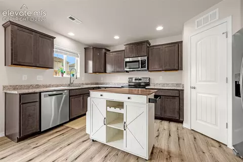 Kitchen - 11036 Bossett Dr, Peyton, CO 80831 photo 1 of 3