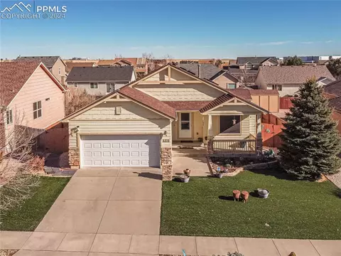 3375 Castellon Dr, Colorado Springs, CO 80916