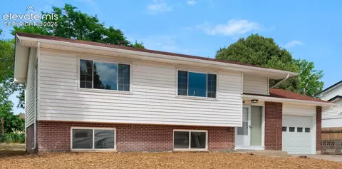 98 Landoe Ln, Colorado Springs, CO 80911