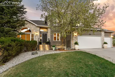 8005 Hedgewood Way, Colorado Springs, CO 80919