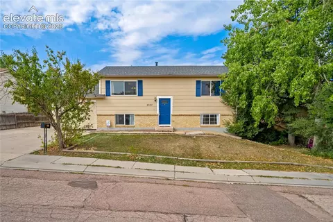 4340 Drummond St, Colorado Springs, CO 80906