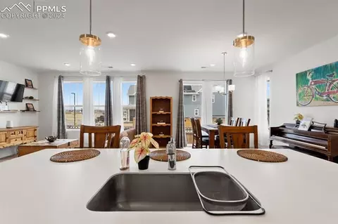 21403 E 59th Pl, Aurora, CO 80019 photo 4