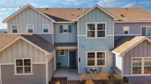 93 Mayflower St, Colorado Springs, CO 80905