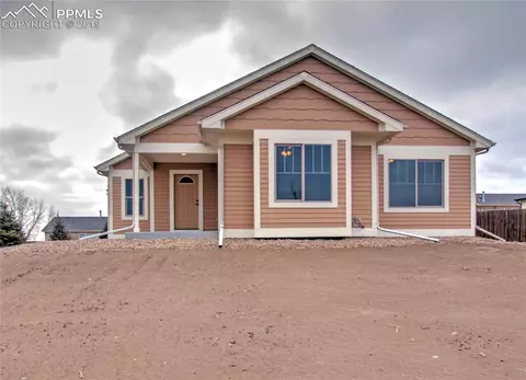 6715 Gelbvieh Rd, Peyton, CO 80831 photo 1