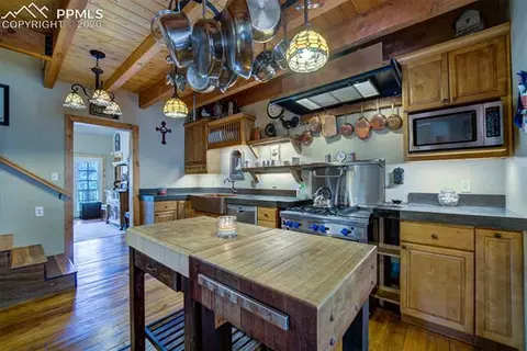 9140 Mountain Rd, Cascade, CO 80809 photo 10