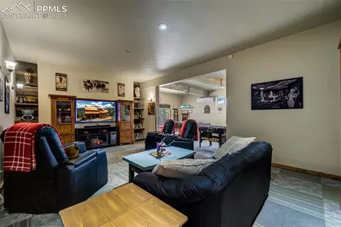 9140 Mountain Rd, Cascade, CO 80809 photo 18