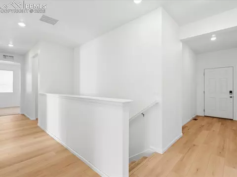 10114 Kingsbury Dr, Peyton, CO 80831 photo 3