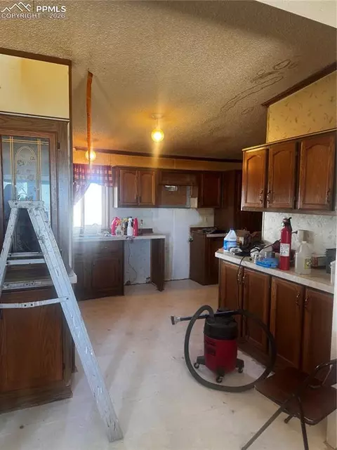 4150 Sengbeil Rd, Yoder, CO 80864 photo 3