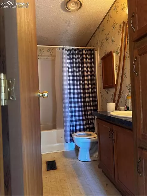4150 Sengbeil Rd, Yoder, CO 80864 photo 6