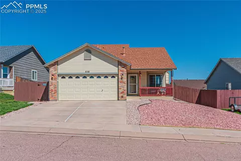 8318 Freestar Way, Colorado Springs, CO 80925