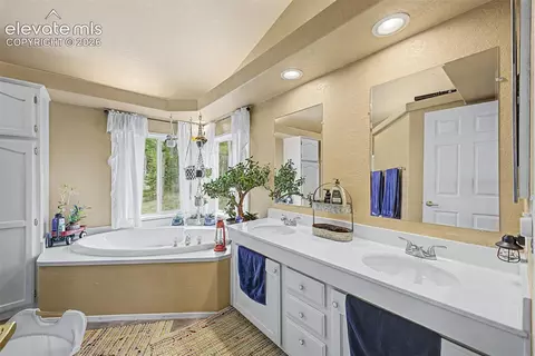 Bath - 972 Wampum Ln, Como, CO 80432 photo 2 of 4