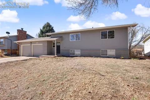 7315 Colonial Ct, Fountain, CO 80817