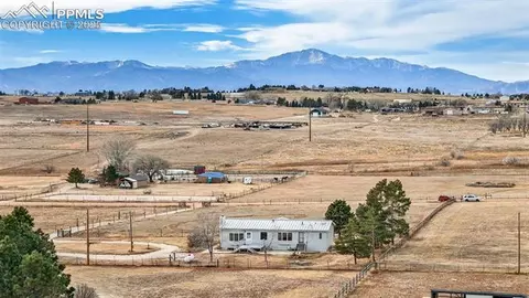 5915 W Condor Rd, Peyton, CO 80831 photo 2