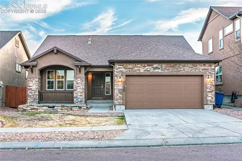 7128 Mustang Rim Dr, Colorado Springs, CO 80923